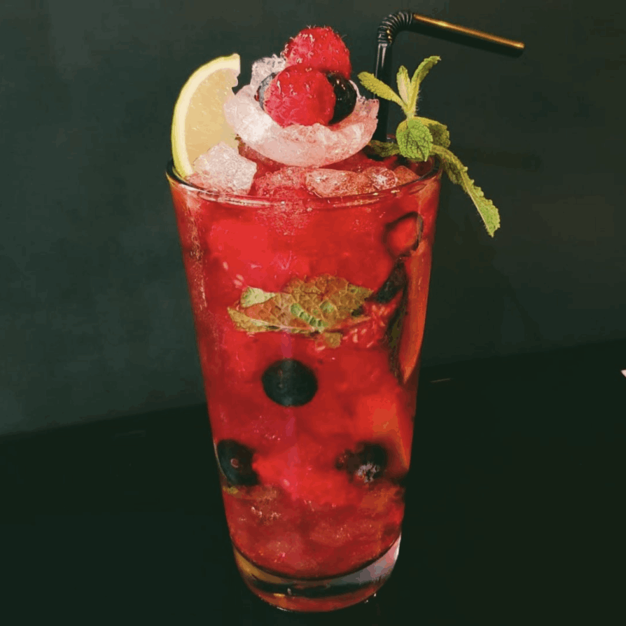 cocktails La pineda. Graffiti disco bar