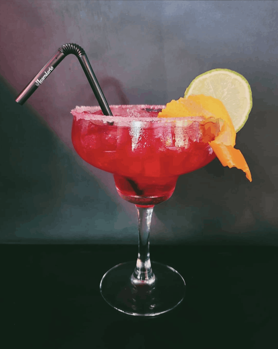 cocktails La pineda. Graffiti disco bar