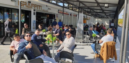 cocktails La pineda. Graffiti disco bar. Terraza frente al mar