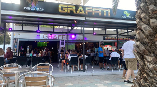 cocktails La pineda. Graffiti disco bar