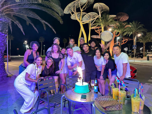 cocktails La pineda. Graffiti disco bar